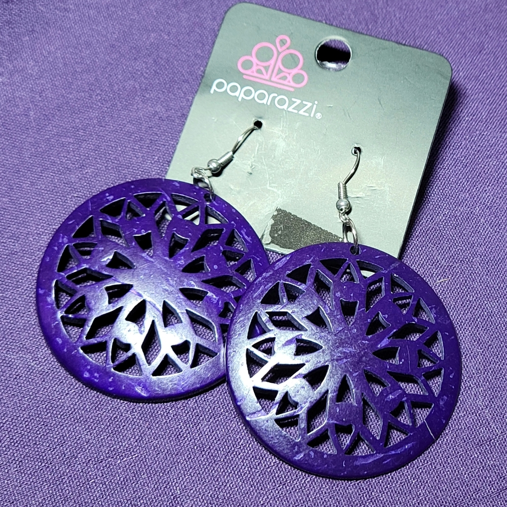 earring - Picture 3 of 3